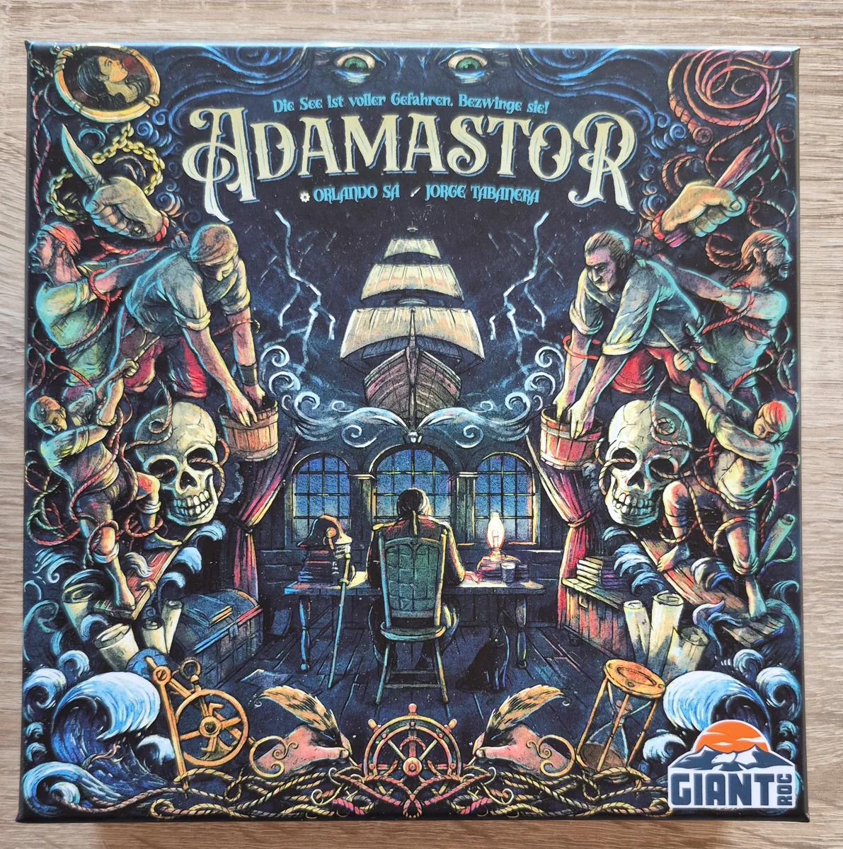Adamastor plus Promo